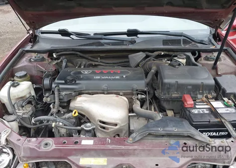 2005 Toyota Camry Le z USA, uszkodzony, nr VIN 4T1BE32K85U027422